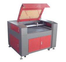 濟南旭澤激光雕刻機 廣告雕刻機 激光切割機 濟南旭澤 刺繡激光雕刻機 刺繡激光雕刻機,廣告雕刻機,木工雕刻機,激光切割機 濟南旭澤電子科技